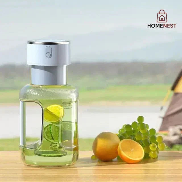 Portable electric rechargeable juicer